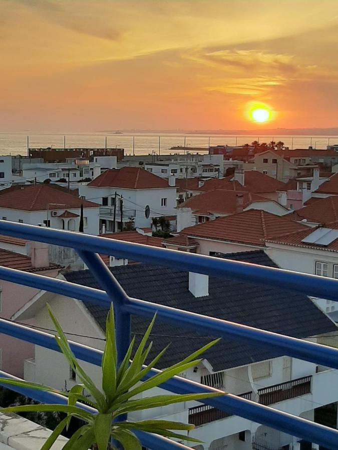 Av. 1º De Maio Apartment Costa da Caparica Exterior photo